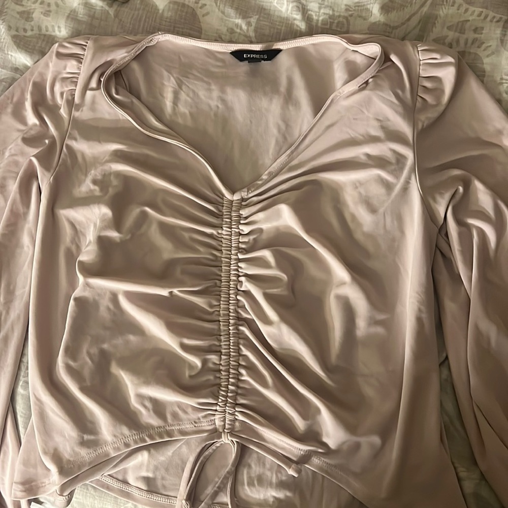 Express pink blouse with shoulder pads